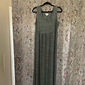 Gray maxi dress, maternity brand, but still looks great on non-maternity bodies!